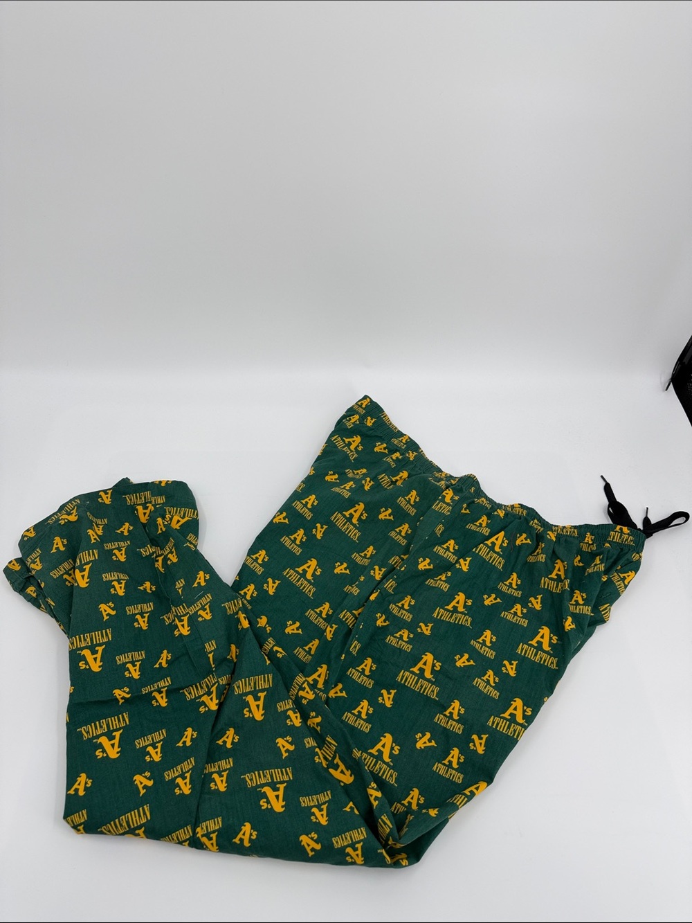 Genuine Merchandise Green and Gold Oakland A's Lounge Pants